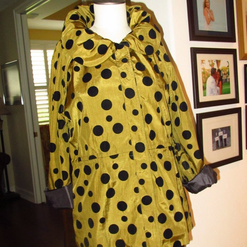 UbU Parsian Dots Jacket Olive Green & Black